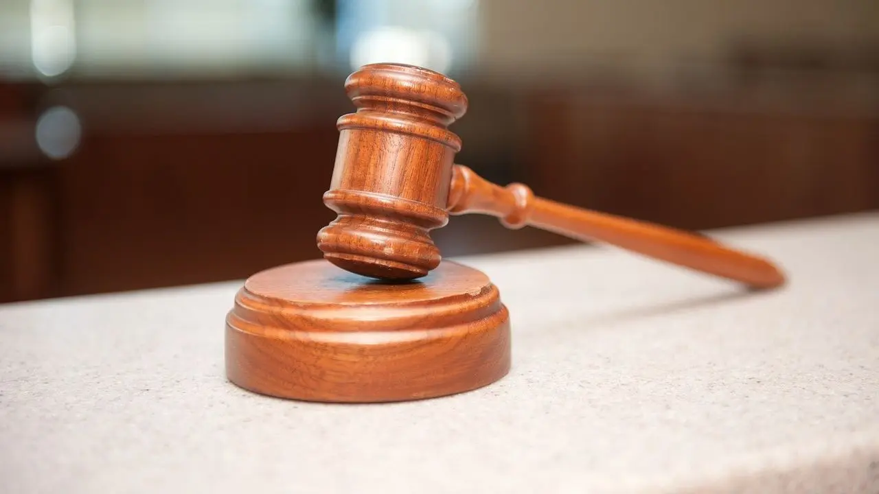 Image of a judge's gavel.